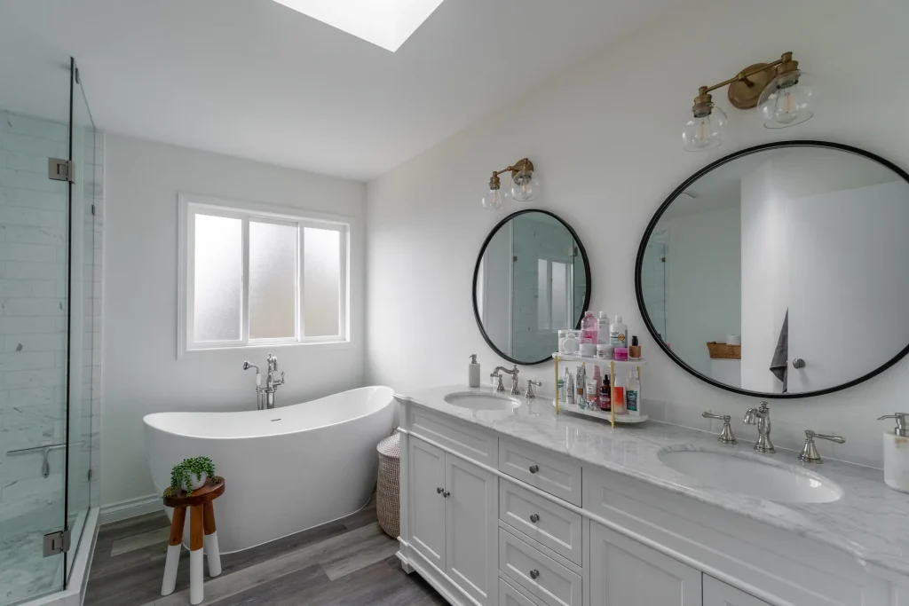 Bathtub installation by Nana Bath in the Seattle area